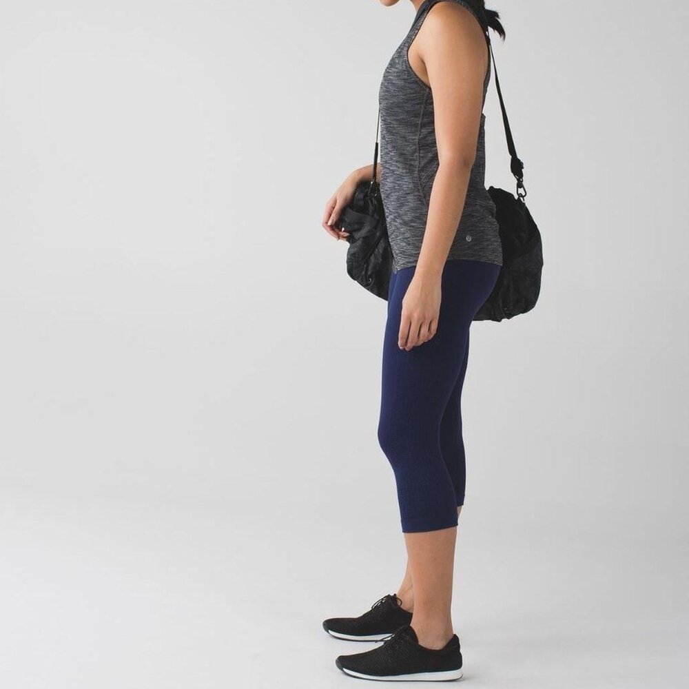 Lululemon Flow & Go Blue Cropped Leggings | Size *S/M* - Picture 6 of 12